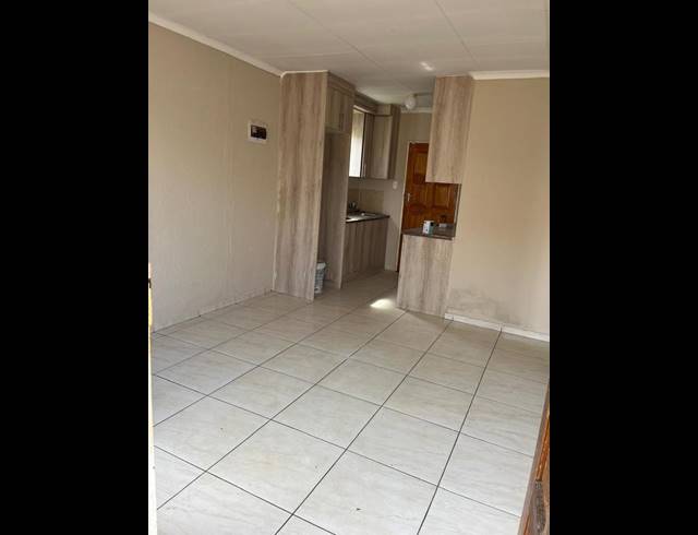 2 BEDROOM PROPERTY TO RENT IN WINDMILL PARK